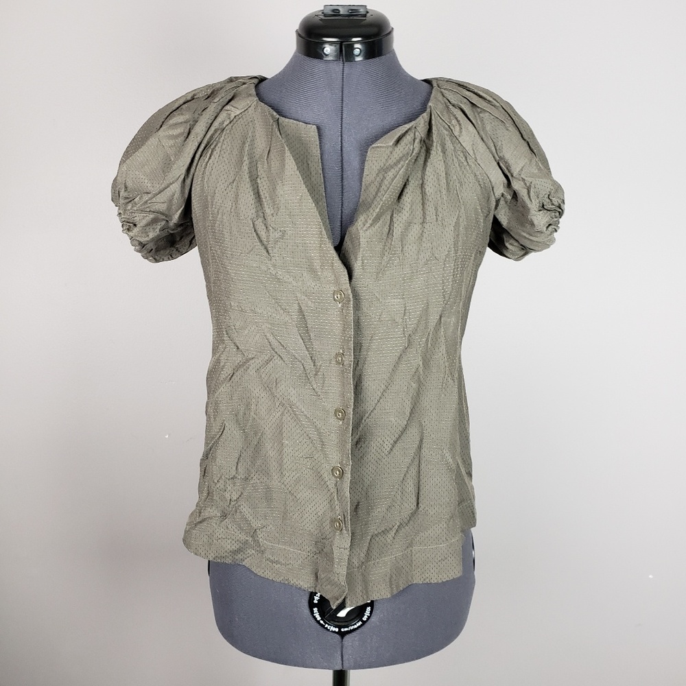 Banana Republic buttondown blouse puff sleeve